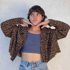 Cheetah leopard print button up jacket